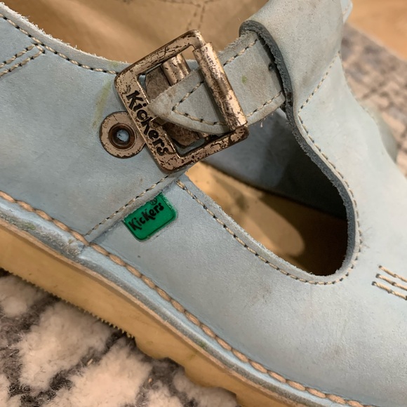 Kickers - Picture 2 of 5